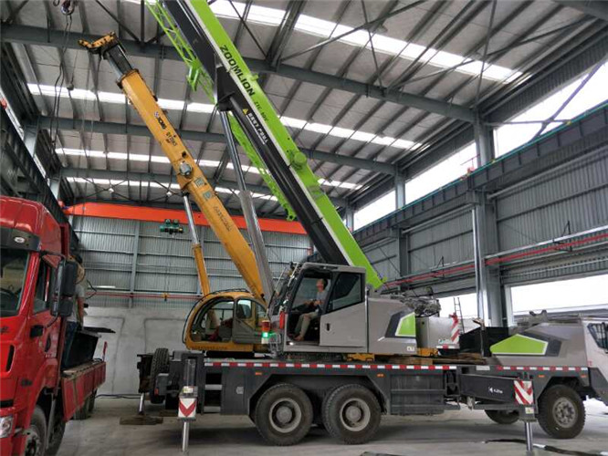 邻水县高空车出租需要注意哪些安全事项？