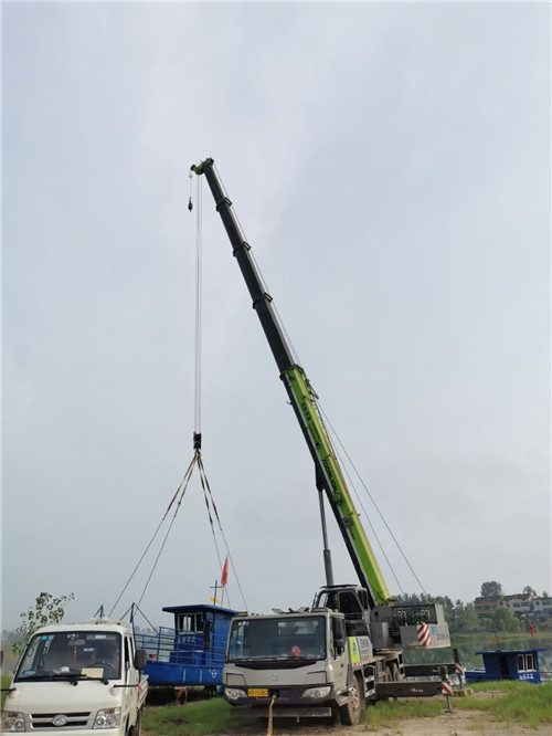 邻水县桥梁建设吊装案例